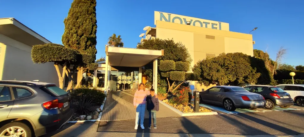 Zagales viajeros en Hotel Novotel Narbonne Sud. Narbonne.