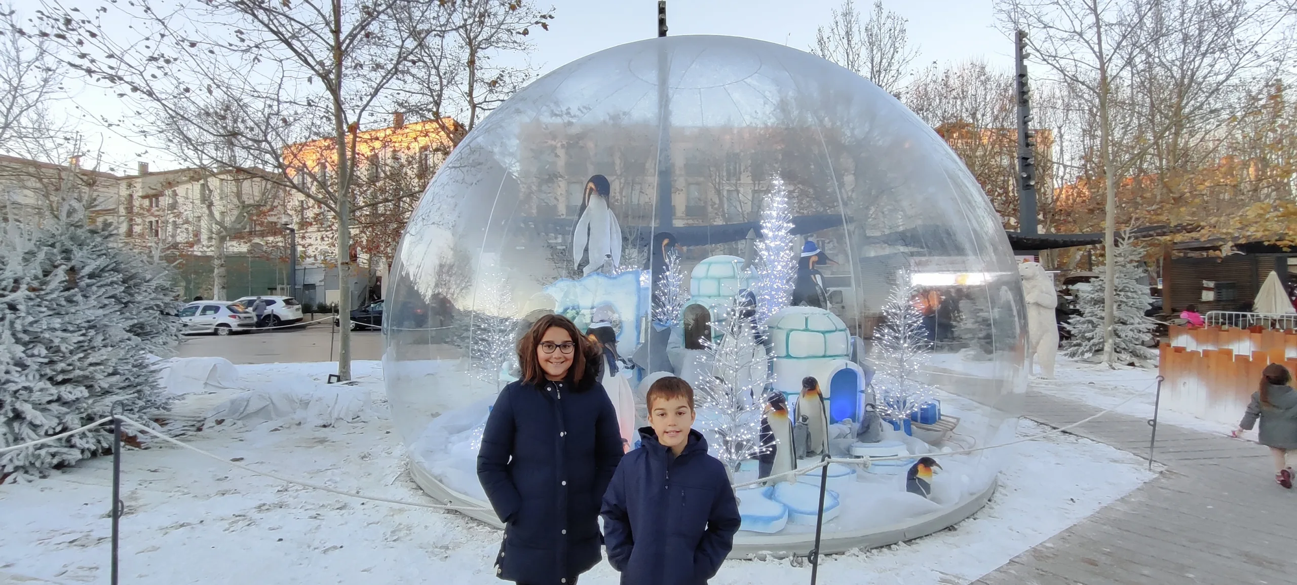 Zagales viajeros en Béziers en Navidad. Francia.