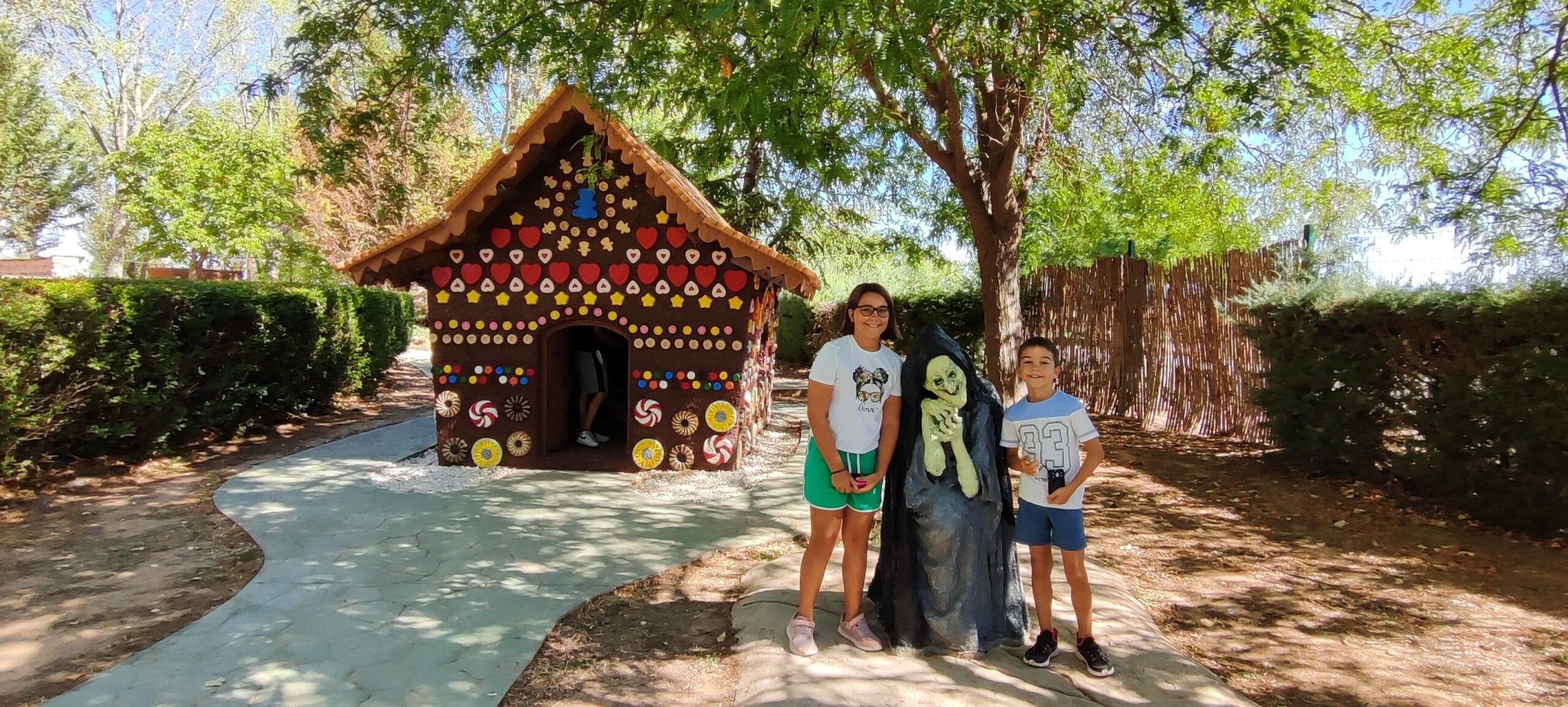 La casita de chocolate en Un Paseo de Cuento. Villarquemado en Teruel.