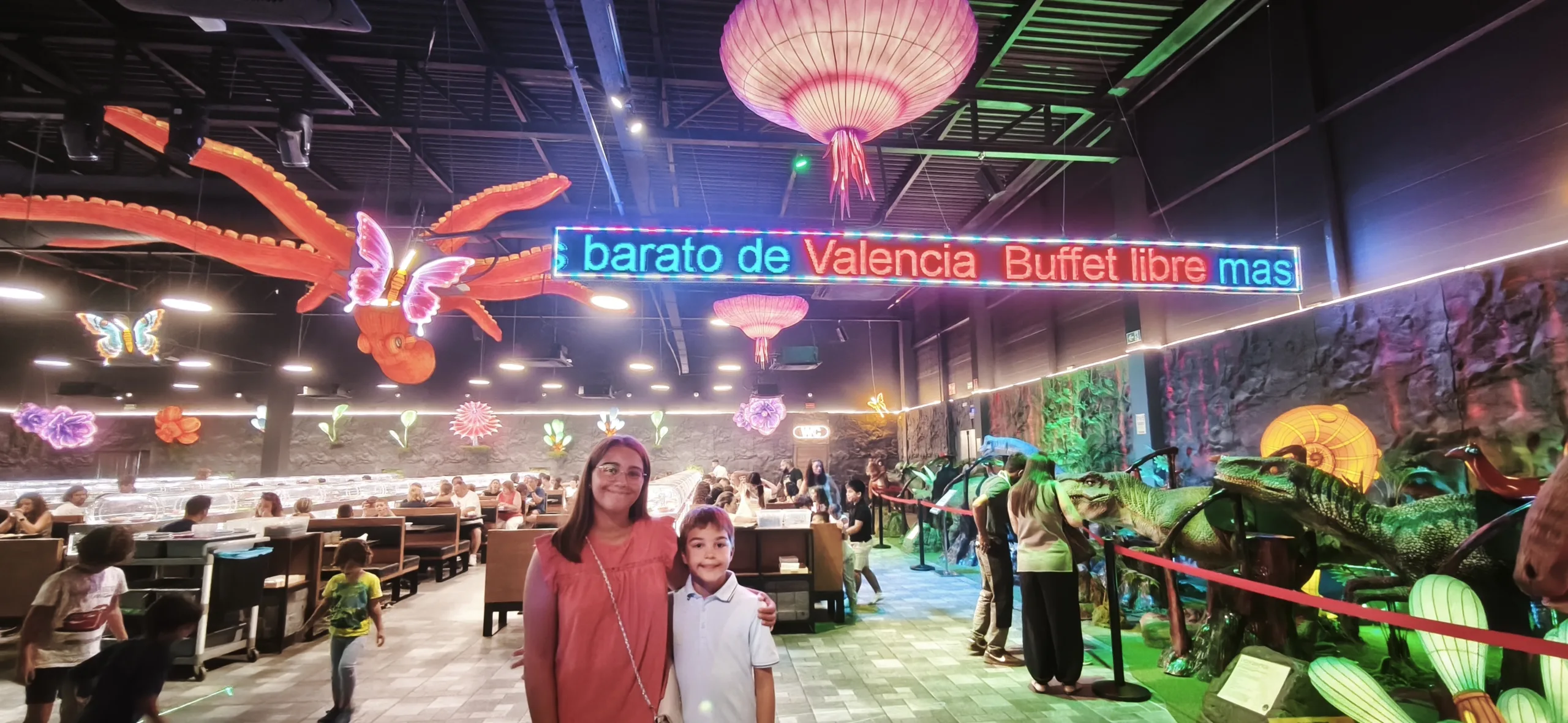 Amazing Dinosaurios Buffet en Valencia.