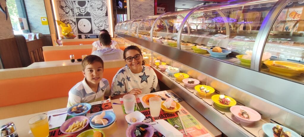 Zagales viajeros en Amazing Mota Buffet Libre. Valencia.