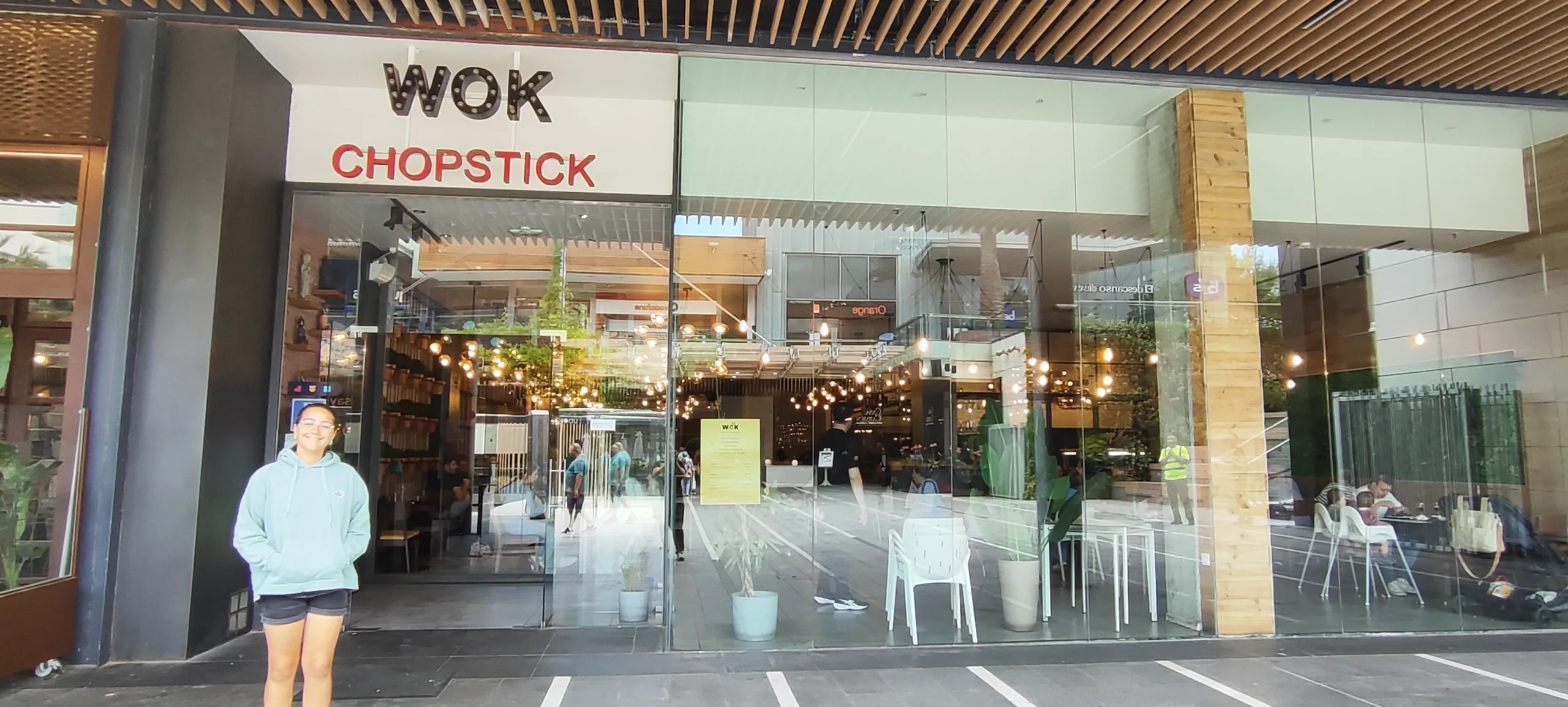 Zagales viajeros en Buffet Wok Chopsticks. Zaragoza.