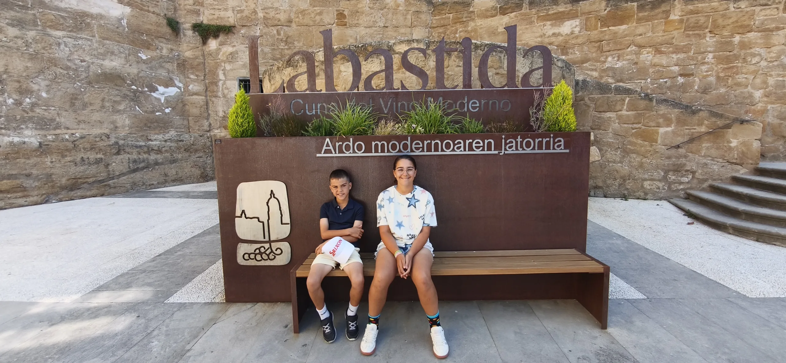 Zagales viajeros en Labastida. Álava.