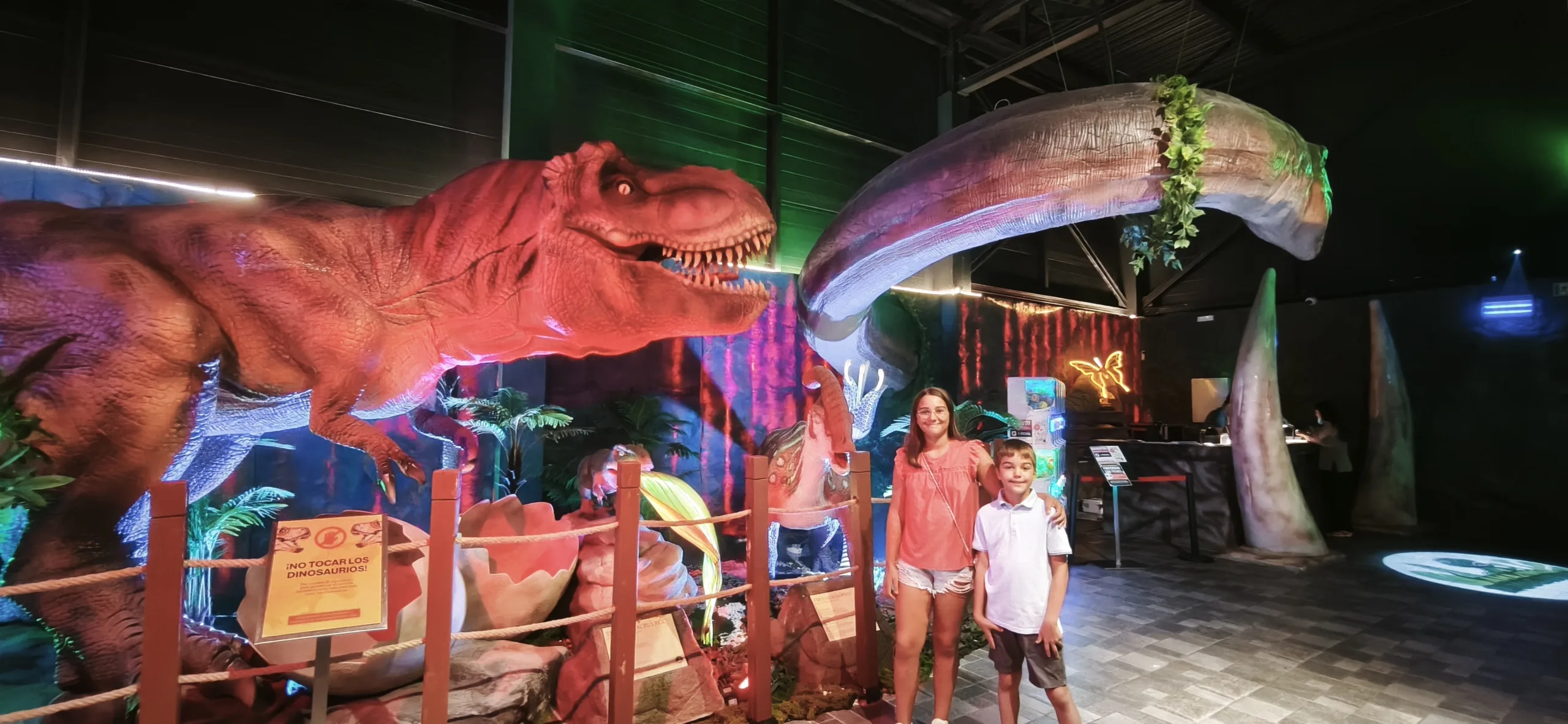 Dinosaurios en Amazing Dinosaurios Buffet. Alfafar. Comunidad Valenciana.